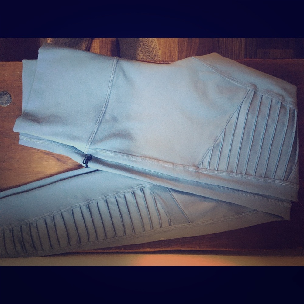 Alo Moto Leggings Size S